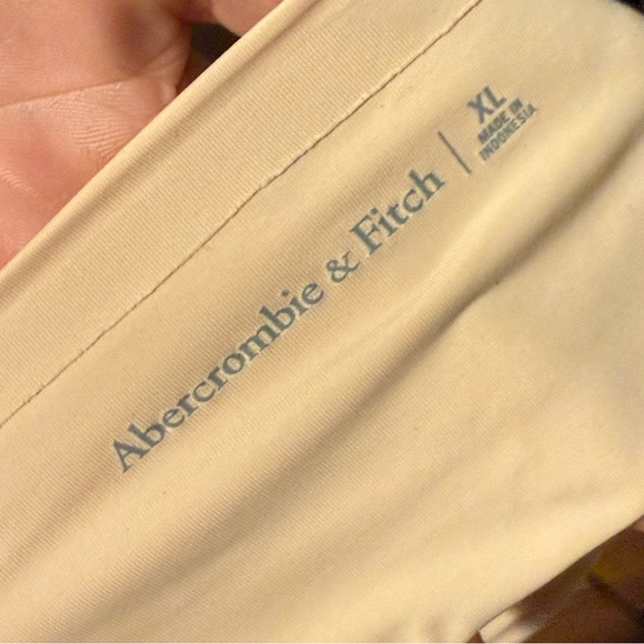 ABERCROMBIE & FITCH | Next to Naked Bra Nude Almond XL - Picture 3 of 3